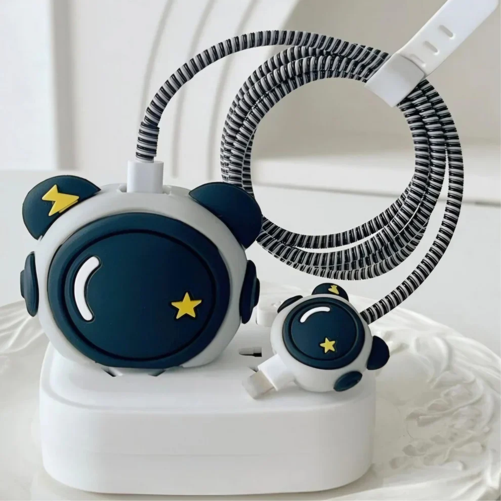 Astronaut charger case